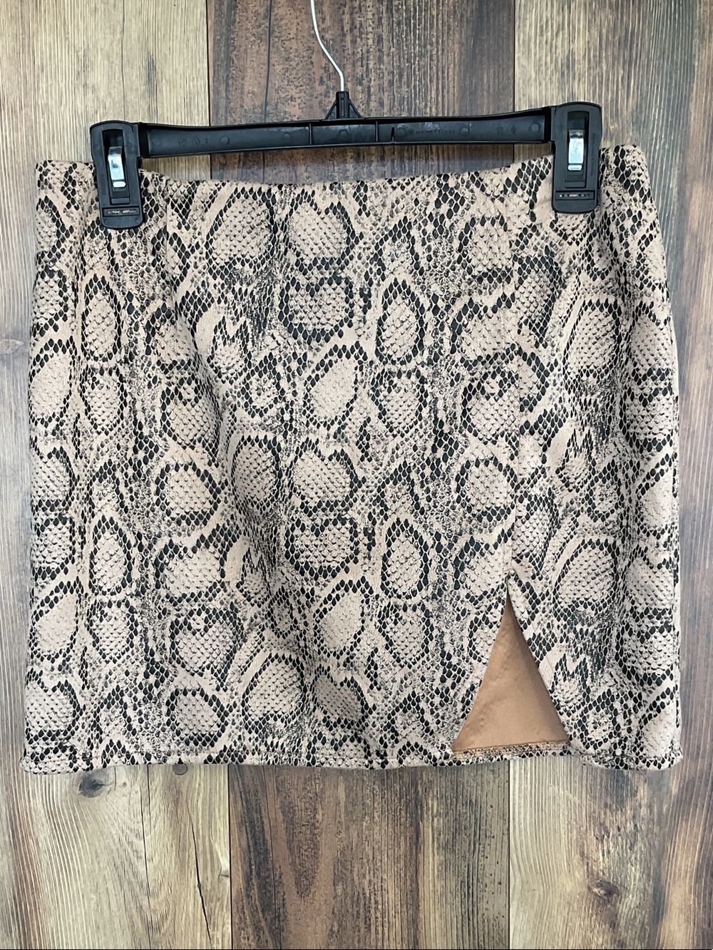 AKIRA Snake Print Mini Skirt M          928C